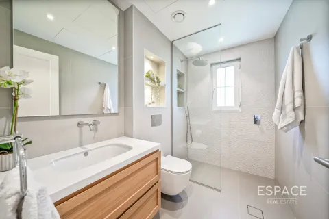 Vila v Arabian Ranches, Dubai, SAE 4 ložnice, 373 m² Č.: 649667 - fotografie 8