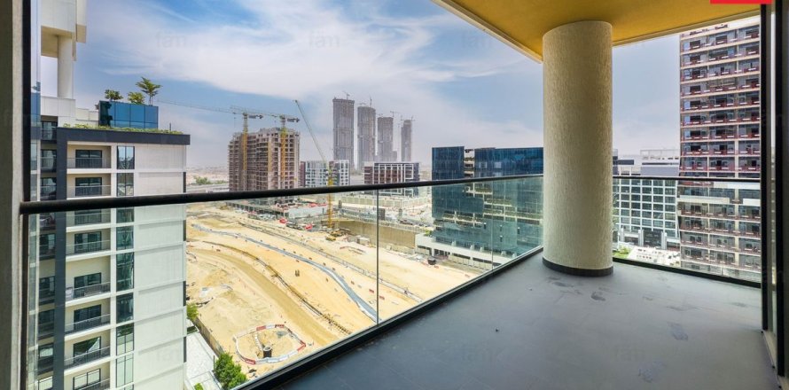 דירה ב Dubai, איחוד האמירויות 4 חדרי שינה, 218.6 מ"ר מספר 740512