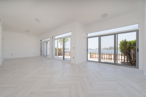 Villa i Palm Jumeirah, Dubai, Emiratene 5 soverom, 263.88 kvm nr. 751046