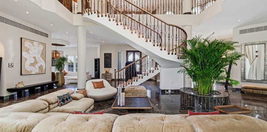 Villa i Al Sufouh, Dubai, UAE 5 soveværelser, 836.13 kvm № 751049
