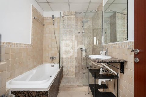 Dzīvoklis Jumeirah Beach Residence, Dubaijā, AAE 1 istaba, 118 m2 Nr. 643191 - attēls 15