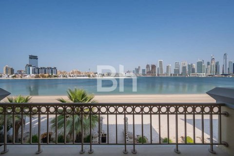 Villa en alquiler en Palm Jumeirah, Dubai, EAU 4 dormitorios, 623 m2 № 643190 - foto 4