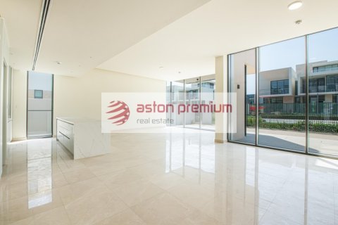 Villa til leje i Dubai Hills Estate, Dubai, UAE 5 soveværelser, 649 kvm № 722153 - foto 2