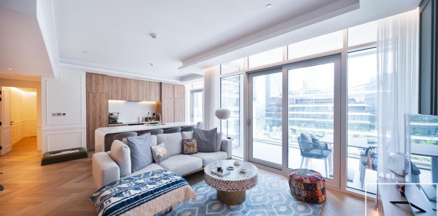 Apartment sa DIFC, Dubai, UAE 3 silid-tulugan, 192 sq.m. № 641009