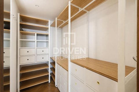 Jumeirah Beach Residence, Dubai, UAE의 임대용 아파트 침실 4개, 280.75제곱미터 번호 768338 - 사진 20