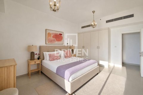 Jumeirah Beach Residence, Dubai, UAE의 임대용 아파트 침실 4개, 280.75제곱미터 번호 768338 - 사진 15