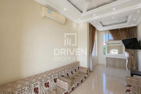 Villa uthyres i Al Quoz, Dubai, UAE 950.03 kvm Nr. 768337 - fotografi 12