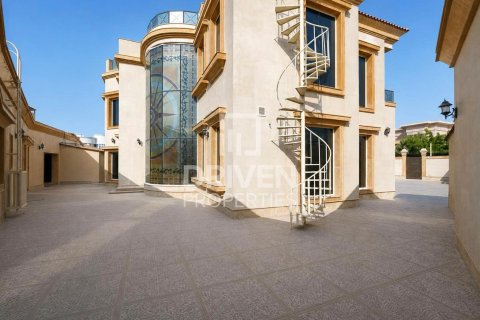 Villa uthyres i Al Quoz, Dubai, UAE 950.03 kvm Nr. 768337 - fotografi 23