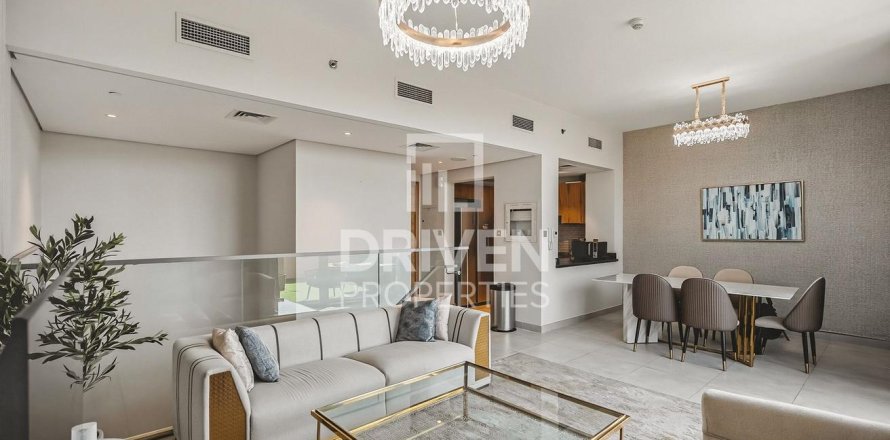 Квартира в Джумейра Вилладж Серкл, Дубай, ОАЭ 2 спальни, 161.56м2 № 768336
