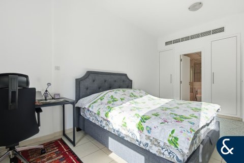 Apartment til salg i Greens, Dubai, UAE 1 soveværelse, 70 kvm № 688958 - foto 12