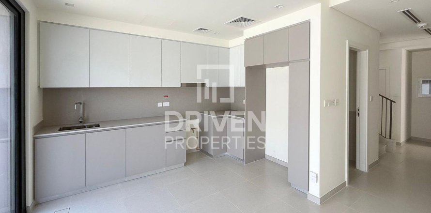 Vila v Dubai South (Dubai World Central), Dubai, SAE 3 spálne, 152 m2 č. 655013