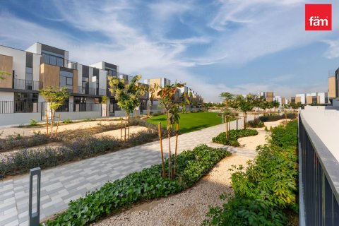 Adosado en alquiler en Dubai, EAU 4 dormitorios, 251.7 m2 № 661582 - foto 17