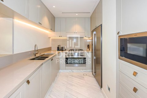 Apartamento para arrendamento em Downtown Dubai (Downtown Burj Dubai), Dubai, EAU 4 quartos, 254 m2 № 654965 - foto 10