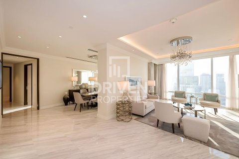Apartamento para arrendamento em Downtown Dubai (Downtown Burj Dubai), Dubai, EAU 4 quartos, 254 m2 № 654965 - foto 3