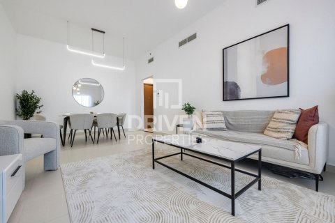 Apartament në Al Satwa, Dubai, Emiratet e Bashkuara Arabe 2 dhoma gjumi, 120 m2. № 654837 - Foto 3