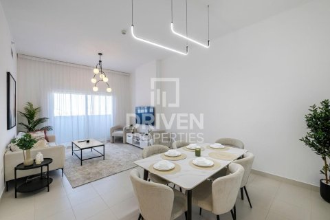 Lägenhet uthyres i Al Satwa, Dubai, UAE 2 sovrum, 120 kvm Nr. 654837 - fotografi 1