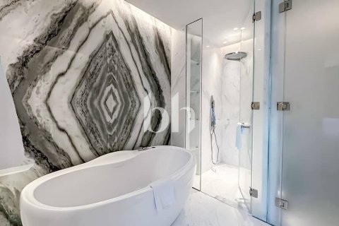 Apartament de închiriat în Business Bay, Dubai, EAU 1 dormitor, 76 mp.  №642767 - poză 11