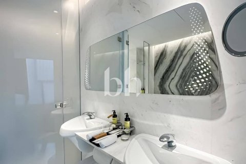 Apartament de închiriat în Business Bay, Dubai, EAU 1 dormitor, 76 mp.  №642767 - poză 8
