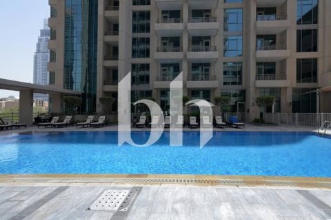 Снять в аренду квартиру в Даунтаун Дубай (Даунтаун Бурдж Дубай), ОАЭ 1 спальня, 76м2, № 642768 - фото 3