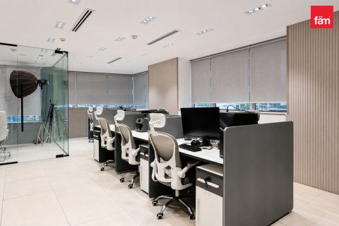 Biuro do wynajęcia w Business Bay, Dubai, ZEA 94.6 mkw., nr 741464 - zdjęcie 4