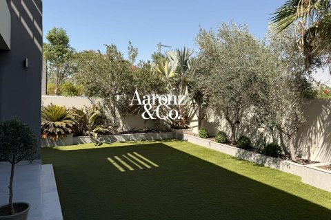 Villa in Dubai Hills Estate, UAE 4 bedrooms, 448 sq.m. № 718685 - photo 15