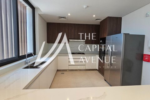 Müüa villa on the Saadiyat Island, Abu Dhabi, AÜE: 4 magamistoaga, 611.95 m² Nr 757619 - pilt 2