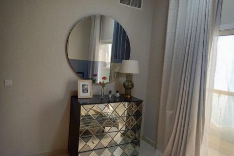 Apartemen di Al Ameera Village, Ajman, UEA 2 kamar tidur, 124 m2 nomor 640870 - foto 12