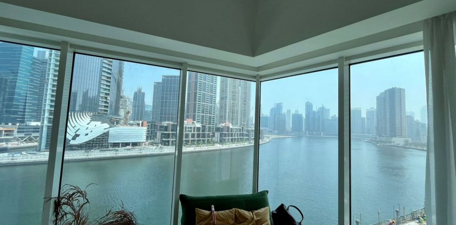 Apartmen di Business Bay, Dubai, UAE 1 bilik tidur, 80.9 meter persegi № 634781