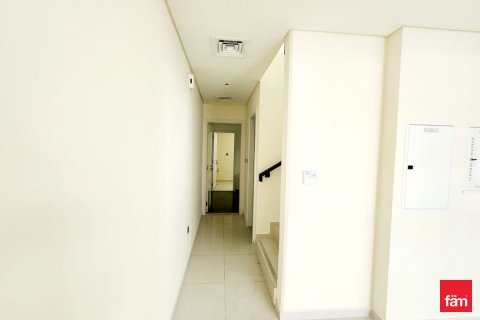 Řadový dům v Dubai, SAE 3 ložnice, 174.8 m² Č.: 634782 - fotografie 14