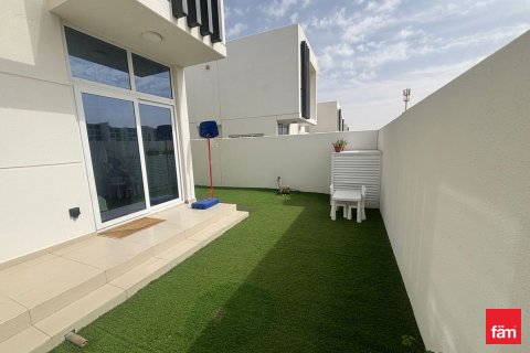 Řadový dům v Dubai, SAE 3 ložnice, 174.8 m² Č.: 634782 - fotografie 8