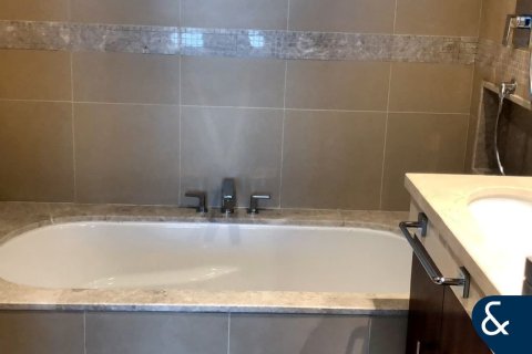 Huoneisto BURJ VISTA Downtown Dubai (Downtown Burj Dubai), Arabiemiraatit 2 makuuhuonetta, 129 m2 № 685416 - kuva 8