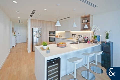 Apartman u THE LINKS u The Views, Dubai, UAE 3 spavaćih soba, 161 m2 Br. 668544 - fotografija 3