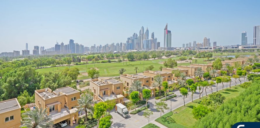 Apartman u THE LINKS u The Views, Dubai, UAE 161 m2, 3 spavaćih soba Br. 668544