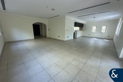 Villa uthyres i Jumeirah Park, Dubai, UAE 3 sovrum, 549 kvm Nr. 668547 - fotografi 3