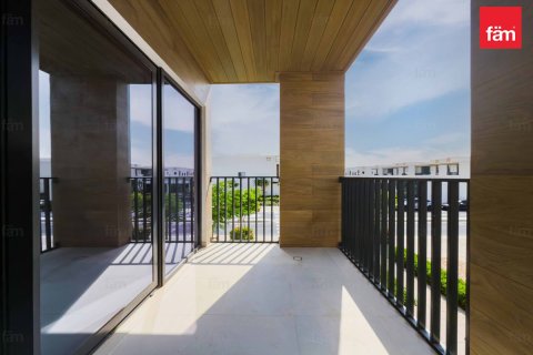 Shtëpi në qytet në Dubai, Emiratet e Bashkuara Arabe 3 dhoma gjumi, 117.9 m2. № 655796 - Foto 6