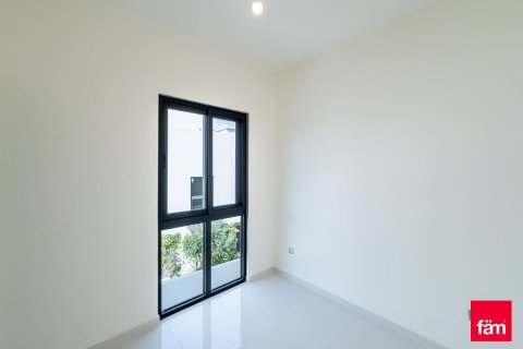 Таунхаус Дубай, БАӘ-да 3 жатын бөлмелер, 174.7 м² № 655797 - фото 2