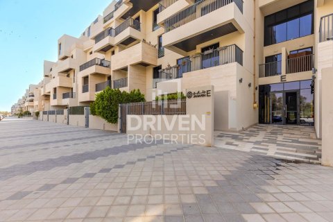 Apartmen di Mirdif, Dubai, UAE 3 bilik tidur, 182.09 meter persegi № 762102 - foto 13
