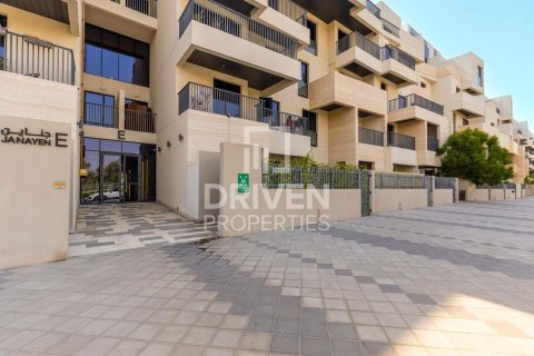 Apartmen di Mirdif, Dubai, UAE 3 bilik tidur, 182.09 meter persegi № 762102 - foto 17