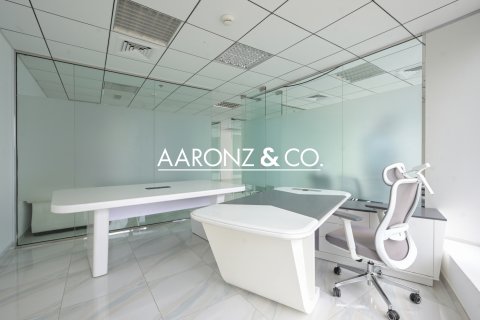 Kancelář v Jumeirah Lake Towers, Dubai, SAE 98.3 m² Č.: 670530 - fotografie 9