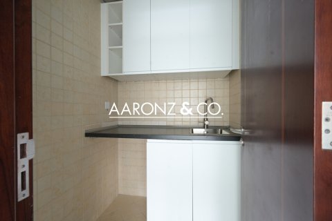 Kancelář v Jumeirah Lake Towers, Dubai, SAE 98.3 m² Č.: 670530 - fotografie 12