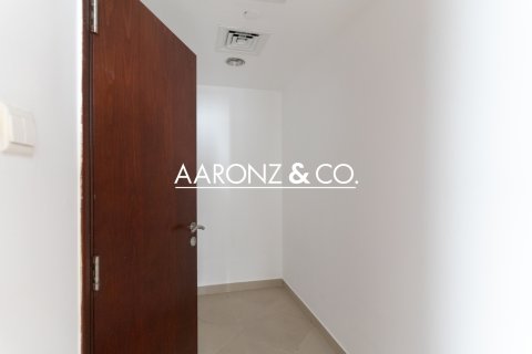 Apartamento en venta en Jumeirah Lake Towers, Dubai, EAU 3 dormitorios, 143.8 m2 № 670533 - foto 8