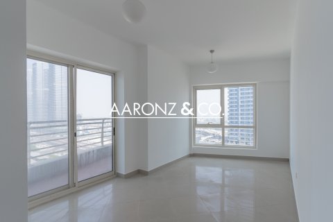 Apartamento en venta en Jumeirah Lake Towers, Dubai, EAU 3 dormitorios, 143.8 m2 № 670533 - foto 2