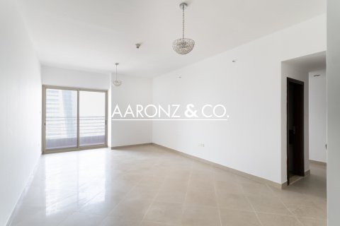 Apartamento en venta en Jumeirah Lake Towers, Dubai, EAU 3 dormitorios, 143.8 m2 № 670533 - foto 1