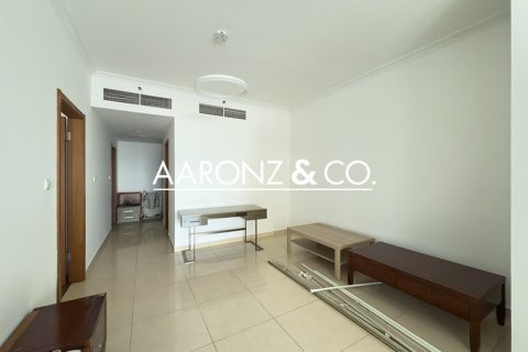 Apartamento en venta en Jumeirah Lake Towers, Dubai, EAU 1 dormitorio, 86.3 m2 № 670534 - foto 3