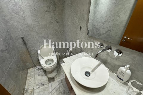Apartament në Jumeirah Lake Towers, Dubai, Emiratet e Bashkuara Arabe 1 dhomë gjumi, 93.9249 m2. № 705443