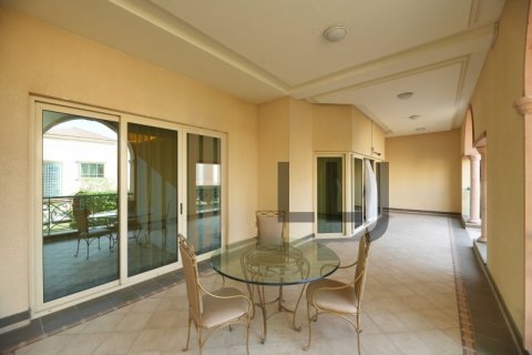 Villa zur Miete in Al Raha Beach, Abu Dhabi, VAE 4 Schlafzimmer, 715.1 m2 Nr. 564232 - Foto 11