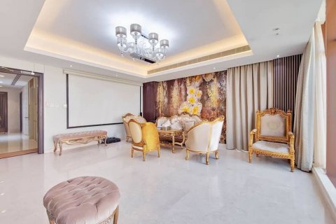 Villa in Meydan, Dubai, UAE 6 bedrooms, 512 sq.m. № 642934 - photo 8
