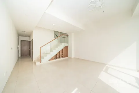 Villa te huur in Al Furjan, Dubai, VAE 3 slaapkamers, 197 vr.m., nr 738240 - foto 3