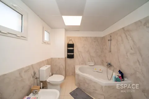 Villa til leie i Meadows, Dubai, Emiratene 5 soverom, 343 kvm Nr. 738237 - Foto 15