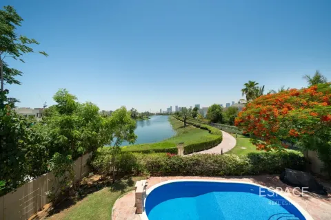 Villa til leie i Meadows, Dubai, Emiratene 5 soverom, 343 kvm Nr. 738237 - Foto 2